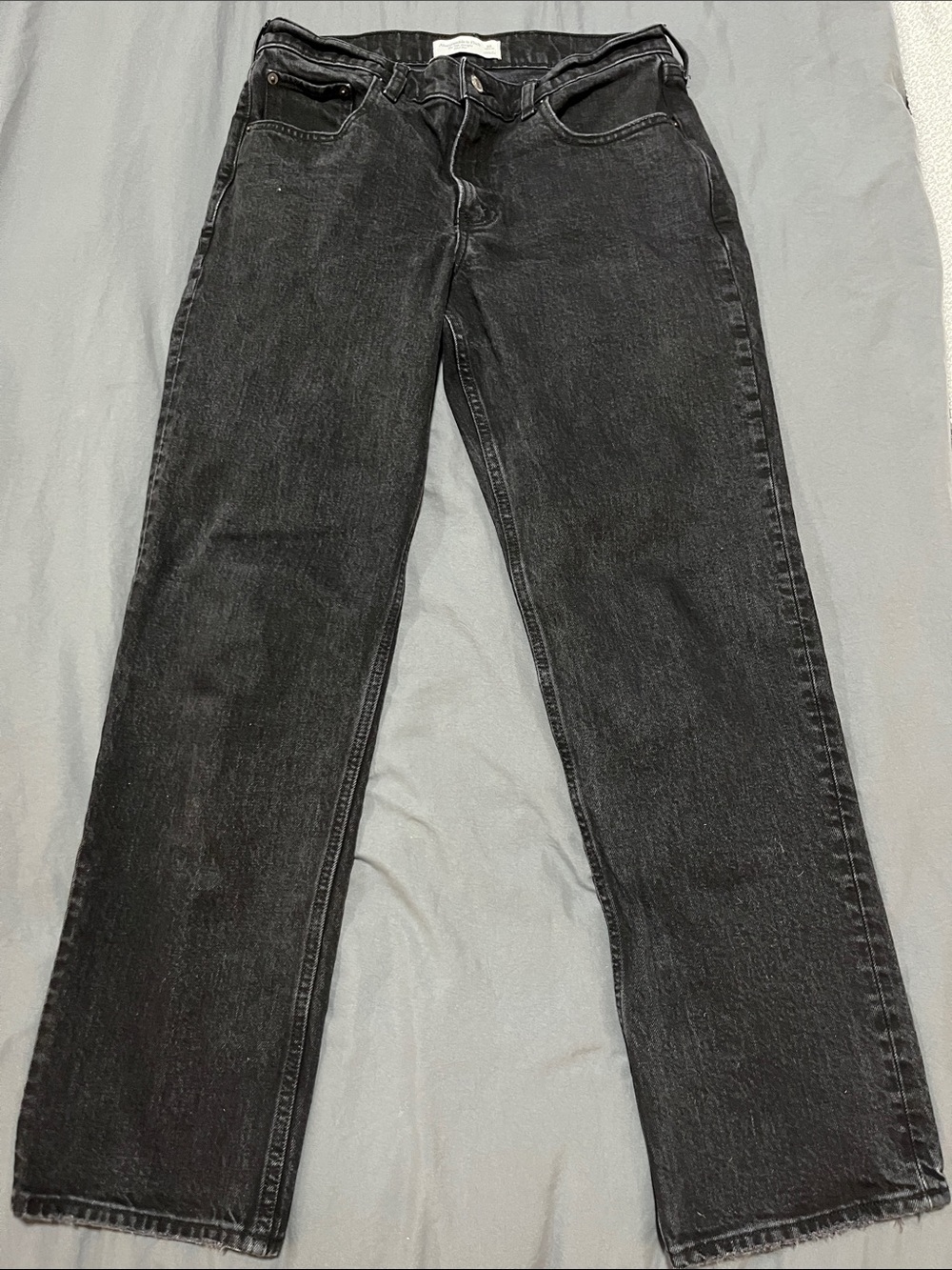Abercrombie & Fitch Women's Black 90’s Mid rise Straight-Leg Jeans